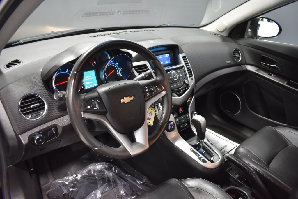 Used 2012 Chevrolet Cruze LT w/ RS Package FWD image 4