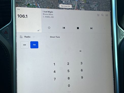 Used 2017 Tesla Model S 75 image 17