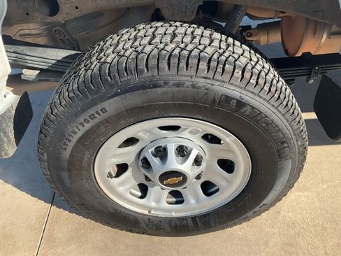 Used 2024 Chevrolet Silverado 2500 LT w/ All Star Edition image 32