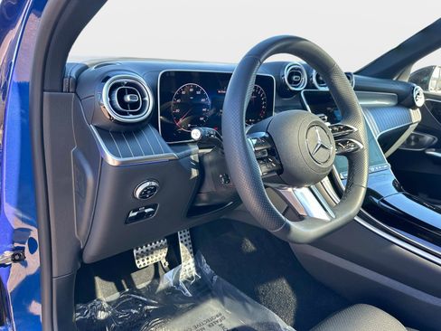 Used 2025 Mercedes-Benz GLC 350e 4MATIC image 20