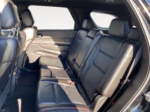 Used 2023 Dodge Durango GT image 13
