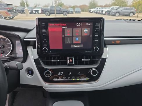 Used 2021 Toyota Corolla SE image 20