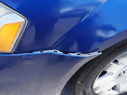 Used 2014 Dodge Avenger SE image 20