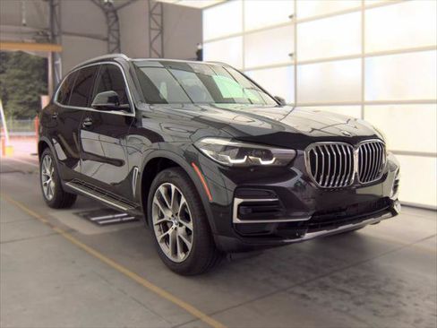 Used 2023 BMW X5 sDrive40i w/ Premium Package RWD image 6