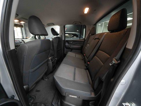 Used 2018 Honda Ridgeline Sport image 22