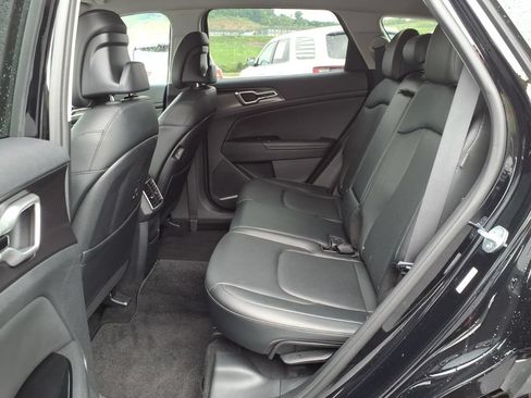 Certified 2024 Kia Sportage EX FWD image 16