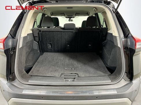 Used 2023 Nissan Rogue S AWD/4WD image 10