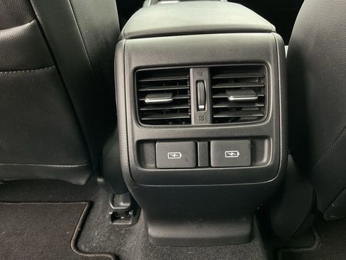 Used 2022 Honda Accord Touring image 18