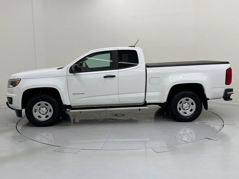 Used 2017 Chevrolet Colorado W/T image 2