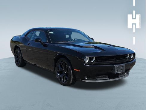 Used 2020 Dodge Challenger SXT w/ Blacktop Package RWD image 1