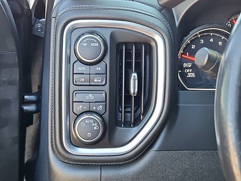 Used 2021 Chevrolet Silverado 1500 LT w/ Convenience Package II AWD/4WD image 14