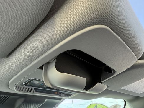 Used 2024 Ford F250 Lariat w/ Black Appearance Package image 29