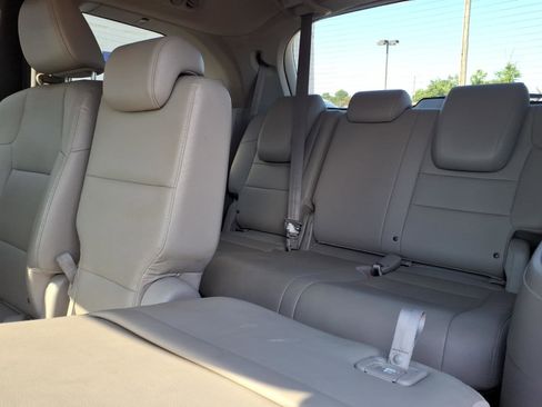 Used 2015 Honda Odyssey EX-L image 12