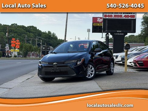 Used 2023 Toyota Corolla LE FWD image 1