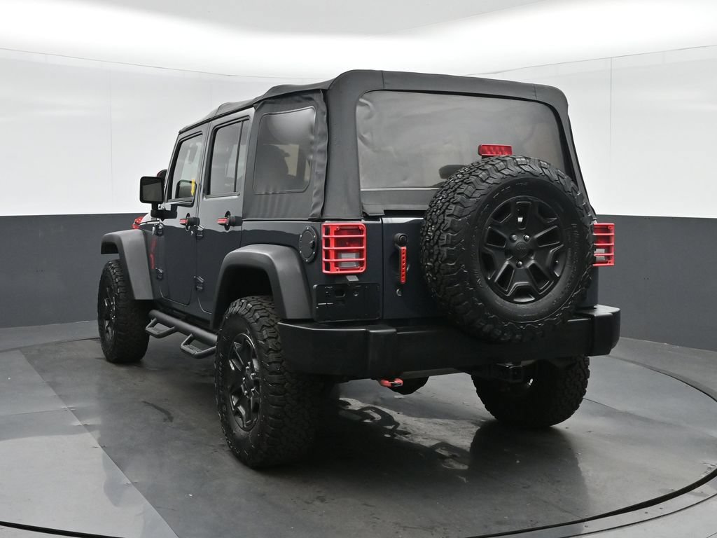 Used 2016 Jeep Wrangler Unlimited Rubicon w/ Connectivity Group AWD/4WD image 5