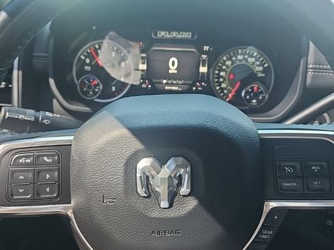 Used 2022 RAM 2500 Laramie AWD/4WD image 6