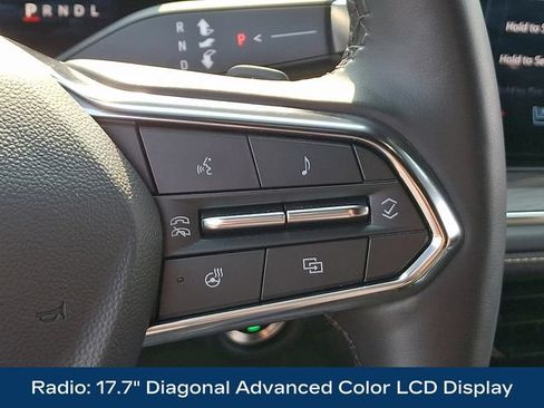 Used 2025 Chevrolet Tahoe Premier AWD/4WD image 8