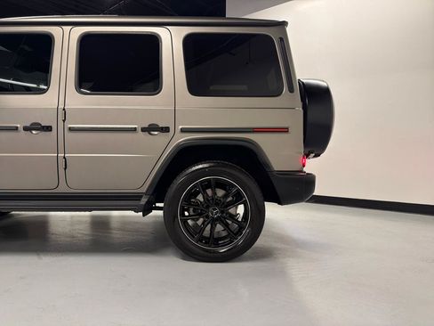 Used 2025 Mercedes-Benz G 550 image 5