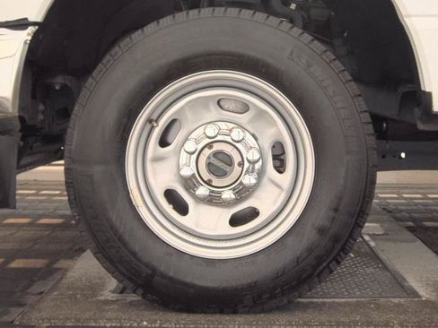 Used 2024 Ford F250 XL w/ XL Chrome Package AWD/4WD image 13