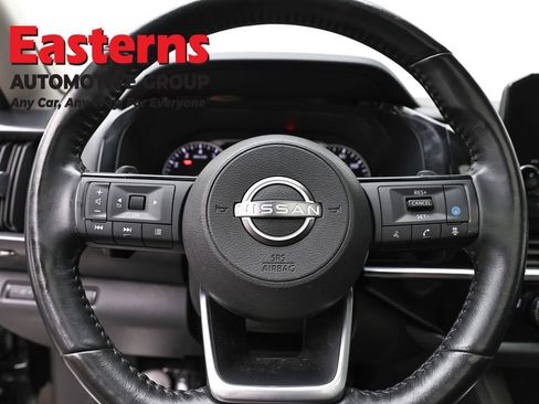 Used 2023 Nissan Pathfinder SL w/ SL Premium Package image 10