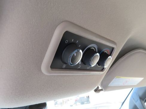 Used 2019 Chevrolet Express 3500 LT w/ LT Preferred Equipment Group image 25