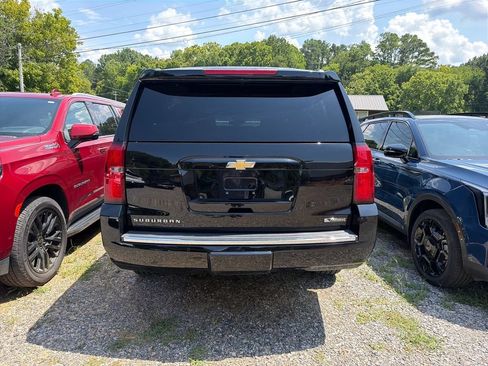 Used 2017 Chevrolet Suburban Premier AWD/4WD image 2