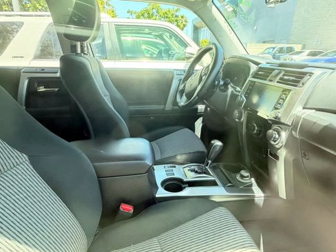 Used 2023 Toyota 4Runner SR5 AWD/4WD image 5