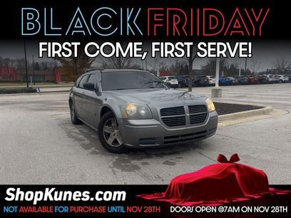 Used 2005 Dodge Magnum SE