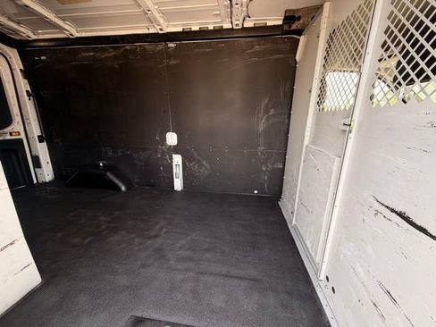 Used 2022 Ford Transit 250 Medium Roof w/ Load Area Protection Package RWD image 17