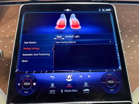 Used 2023 Mercedes-Benz EQE 500 4MATIC SUV image 36