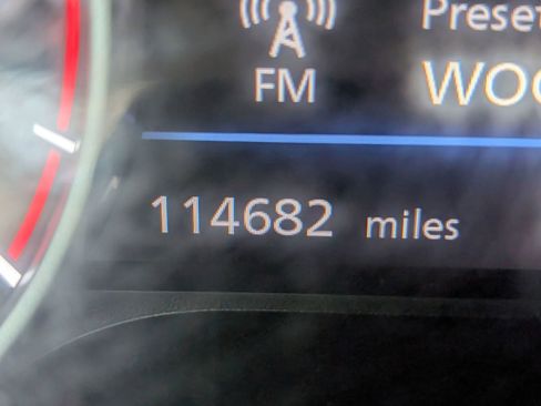 Used 2021 Nissan Sentra SV image 17