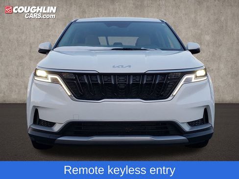 Used 2024 Kia Carnival LX image 3