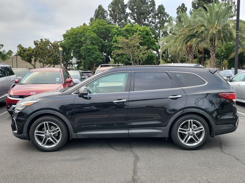 Used 2017 Hyundai Santa Fe FWD w/ SE Ultimate Tech Package 03 image 2