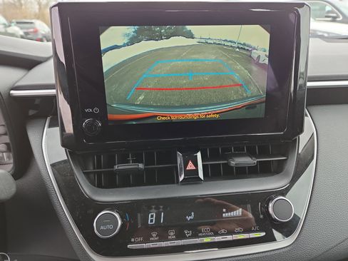 Certified 2025 Toyota Corolla LE image 23