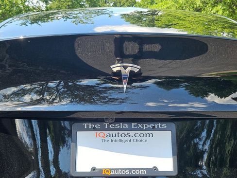 Used 2023 Tesla Model Y Long Range AWD/4WD image 29