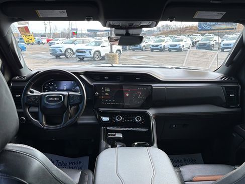 Used 2023 GMC Sierra 1500 AT4 w/ AT4 Premium Package image 17