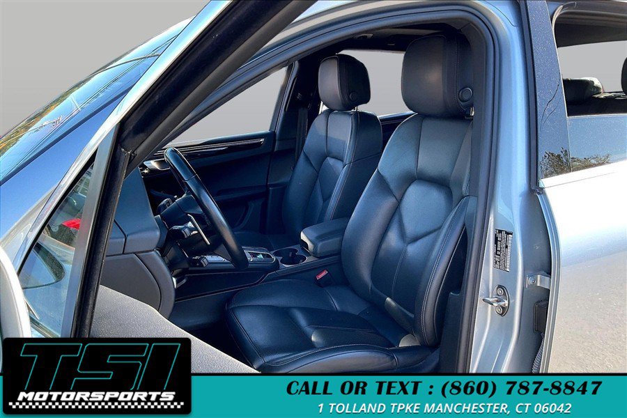 Used 2021 Porsche Macan S AWD/4WD image 25