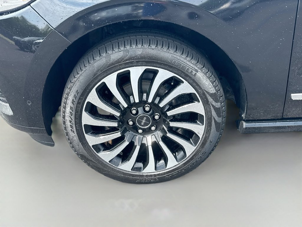 Used 2022 Lincoln Navigator Black Label AWD/4WD image 41