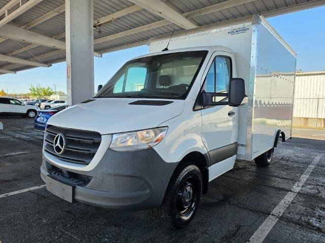Used 2024 Mercedes-Benz Sprinter 3500 image 2