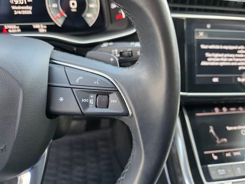 Used 2022 Audi Q7 3.0T Premium w/ Convenience Package image 20