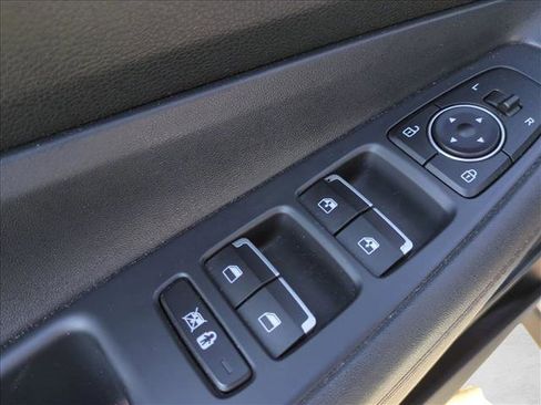 Used 2020 Hyundai Santa Fe SEL FWD image 12