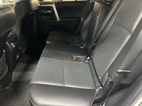 Used 2023 Toyota 4Runner Limited AWD/4WD image 37