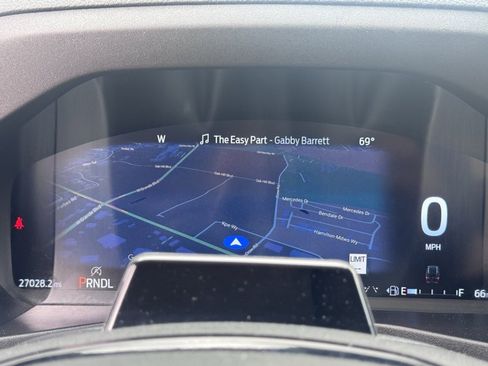 Used 2025 Ford Explorer Platinum w/ Ultimate Package image 24