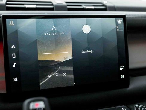 Used 2023 Land Rover Defender 130 SE image 63