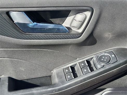 Used 2023 Ford Escape ST-Line image 18