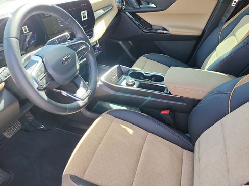 Certified 2026 Chevrolet Equinox ACTIV w/ Convenience Package III AWD/4WD image 12