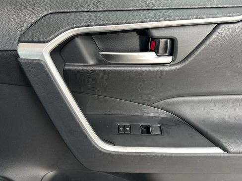 New 2025 Toyota RAV4 XLE image 19