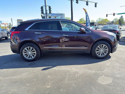 Used 2017 Cadillac XT5 Luxury w/ Driver Awareness Package AWD/4WD image 9