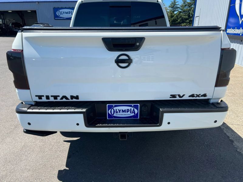 Used 2021 Nissan Titan SV w/ Accessory Utility Package AWD/4WD image 13