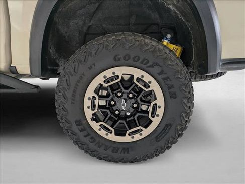 Used 2023 Chevrolet Colorado ZR2 w/ Desert Boss Special Edition image 21